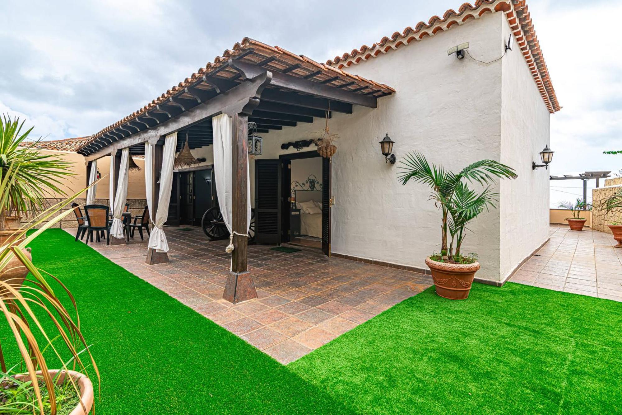 Villa Aurora With Heated Pool *