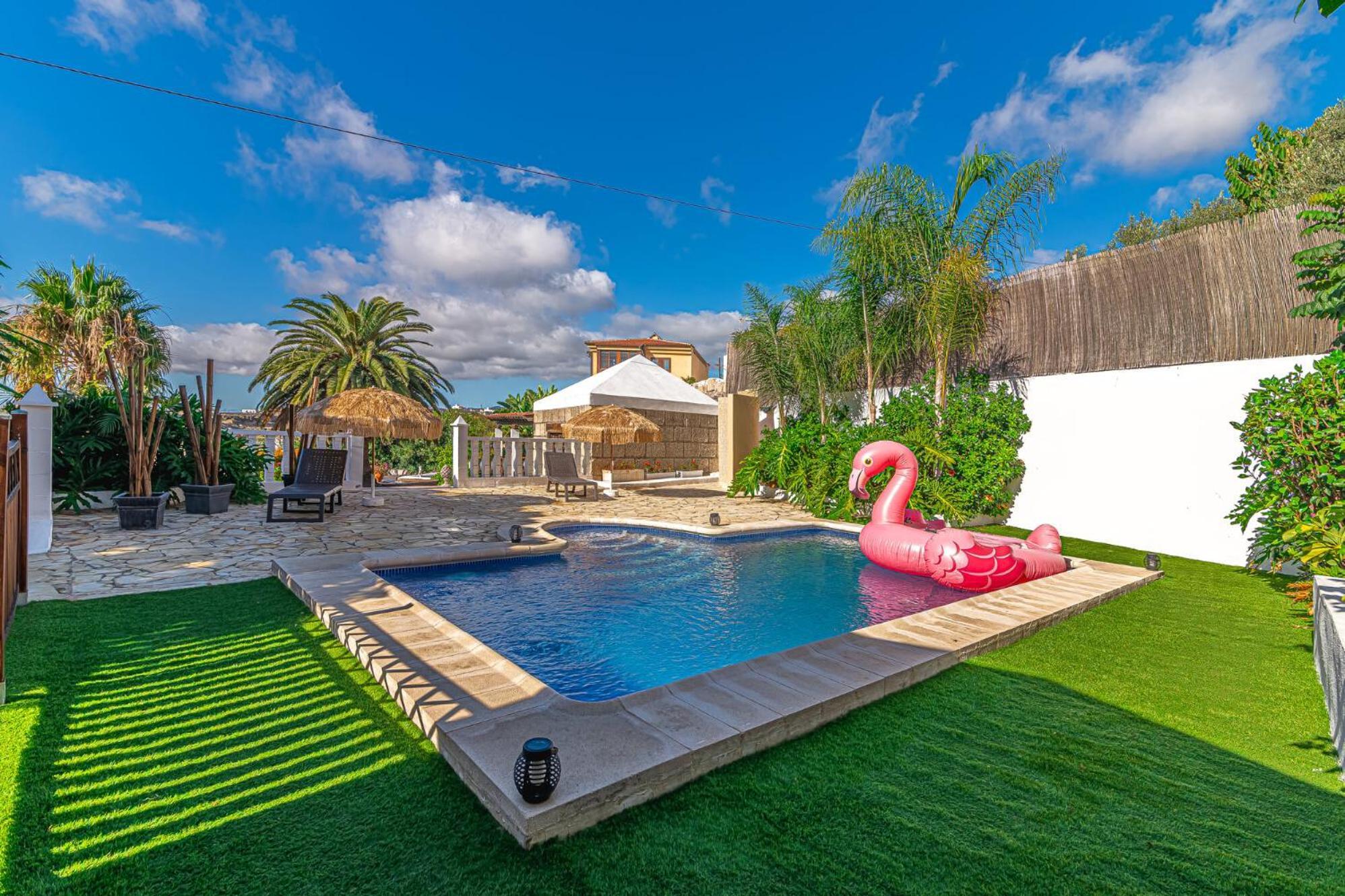 Aurora With Heated Pool